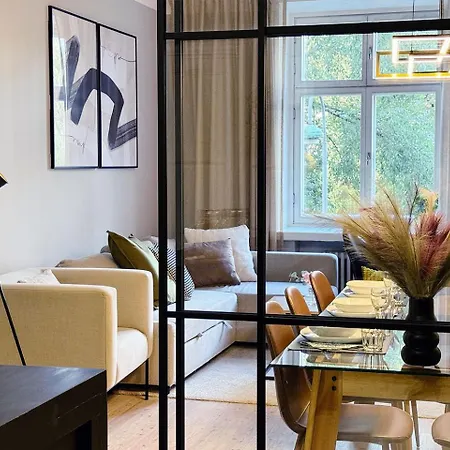 Scandinavian - Jugend In Ullanlinna